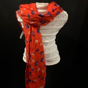 NWT beautiful floral scarf